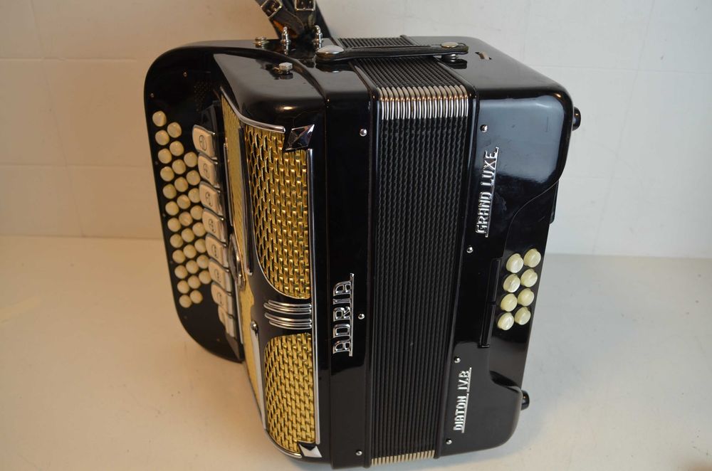Concertina Adria 4 voz. N 02