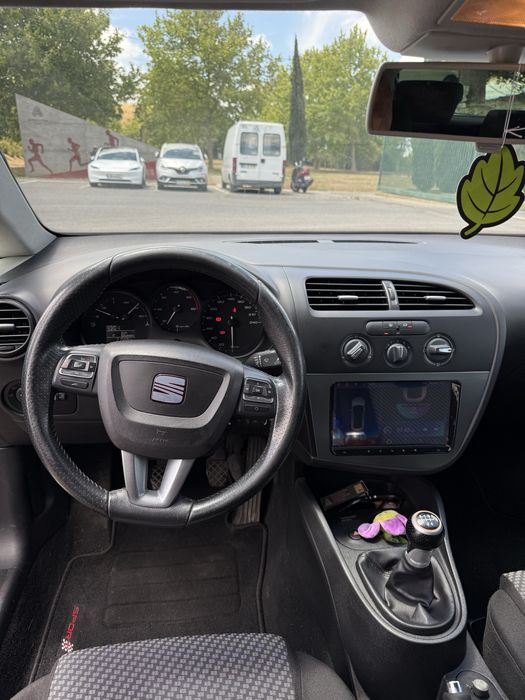 SEAT Leon — fotografia 8