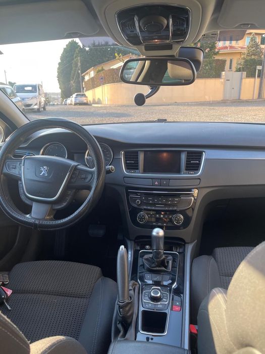 Carro Peugeot 508