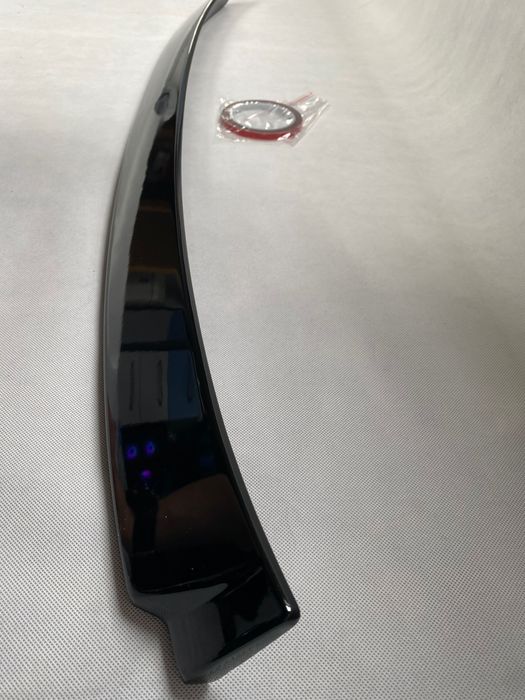 Spoiler lotka daszek BMW G30 F90 CZARNY POŁYSK