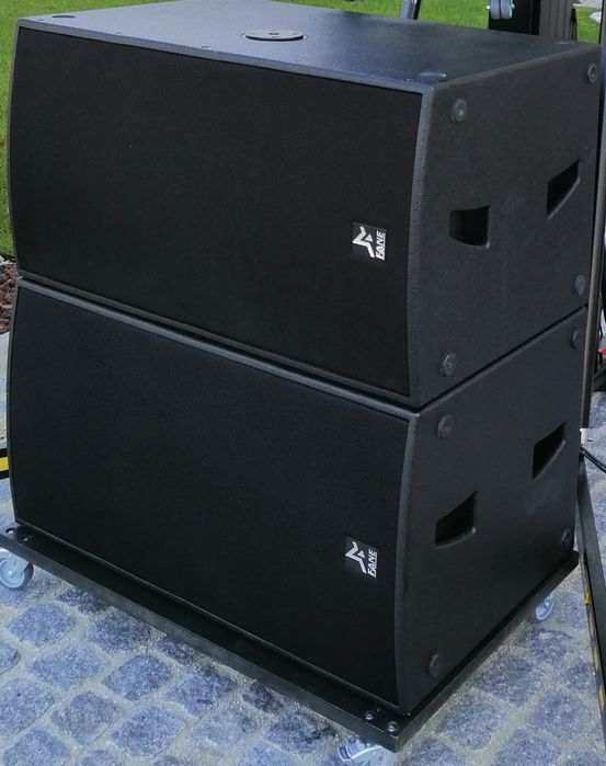 Vendo 5 subwoofers duplos  FANE SV215s e 4 tops FANE SV 12 - Inglês