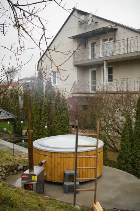 Приватний будинок для святкувань та івентів в Тернополі