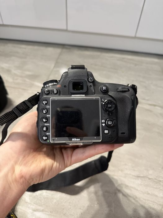 Камера Nikon D610