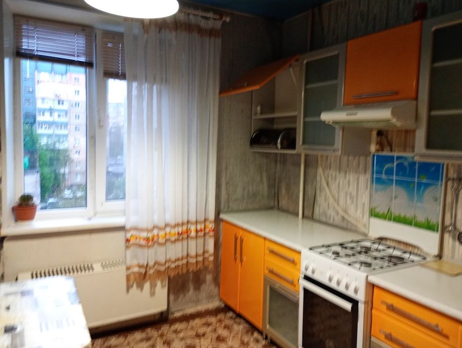 Східний 2. Продається 2 кімнатна квартира. Є-оселя