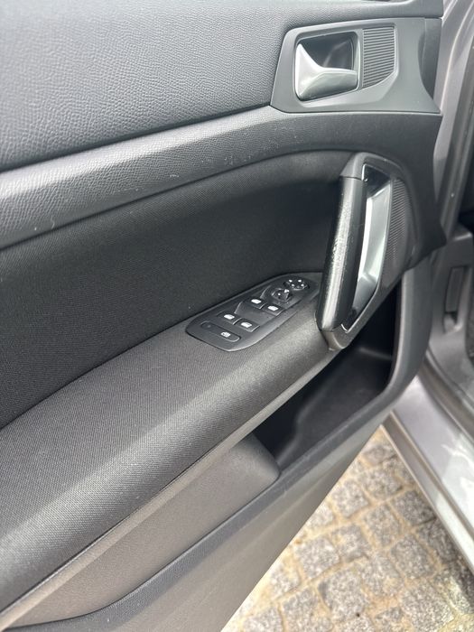Peugeot Cinza 2017
