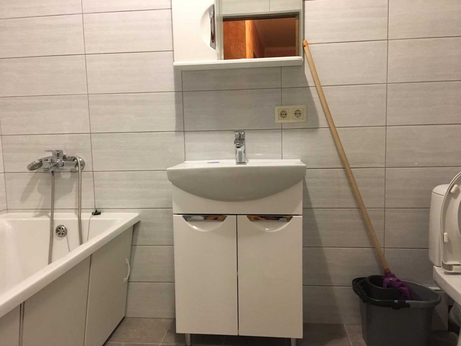 Оренда 2к по вул Довга