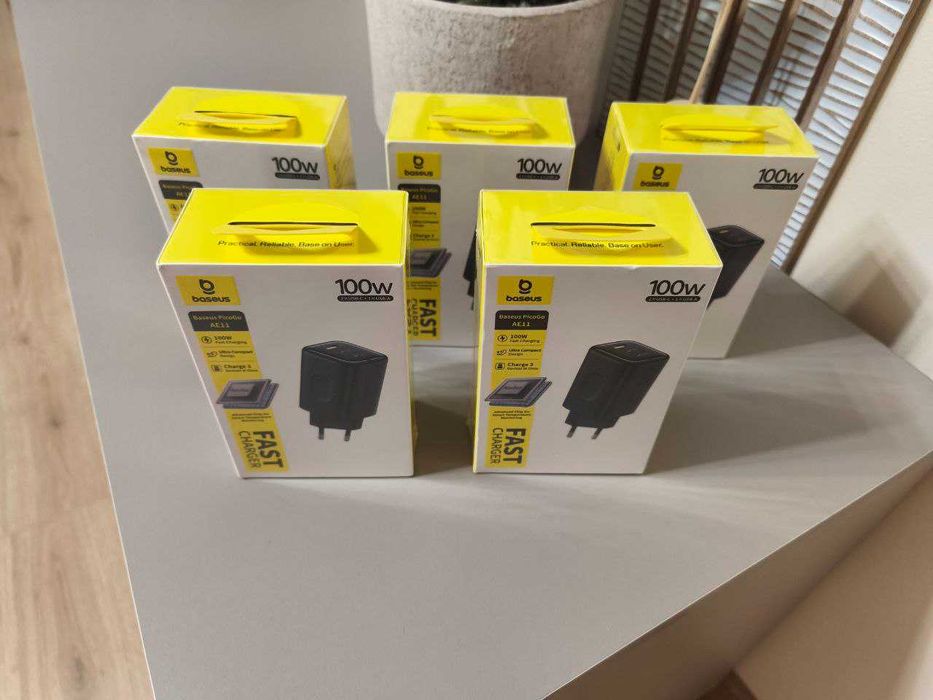 Baseus Gan 6 Pro 100W PicoGo AE11 2C+1U