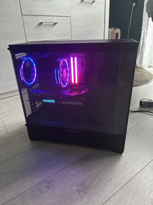 Komputer Gamingowy G4M3R HERO / i7-14700F / 64 GB RAM / RTX 4070 SUPER