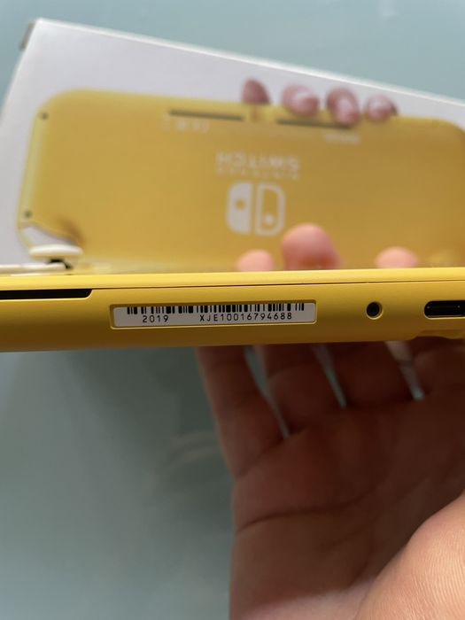 Nintendo switch lite + bolsa