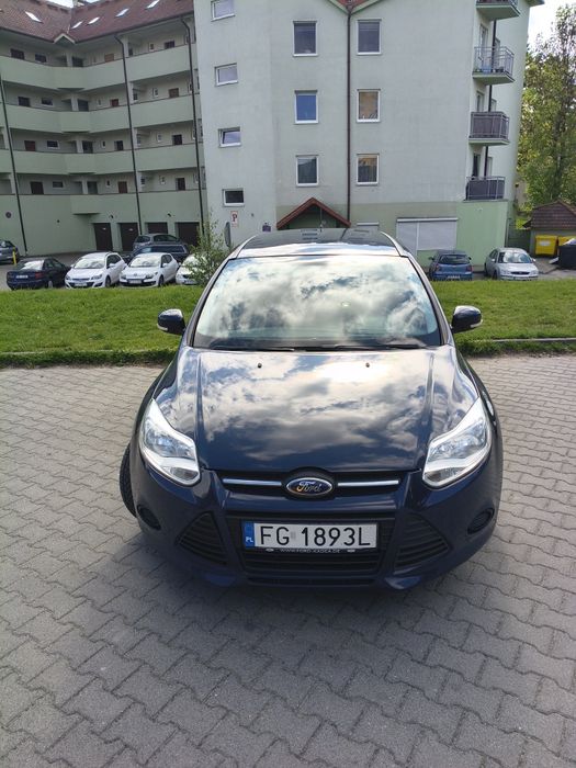 Sprzedam rodzinny samochód w idealnym stanie