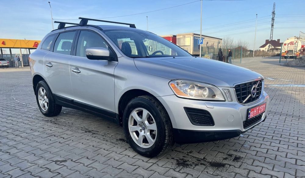 Автомобіль Вольво Volvo XC60 2010