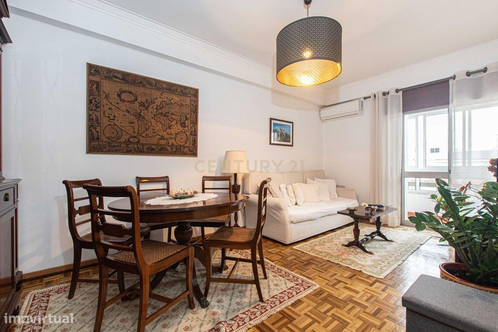 Apartamento T2 em Águas Livres, Amadora - Oportunidade Única — Águas Livres, Lisboa