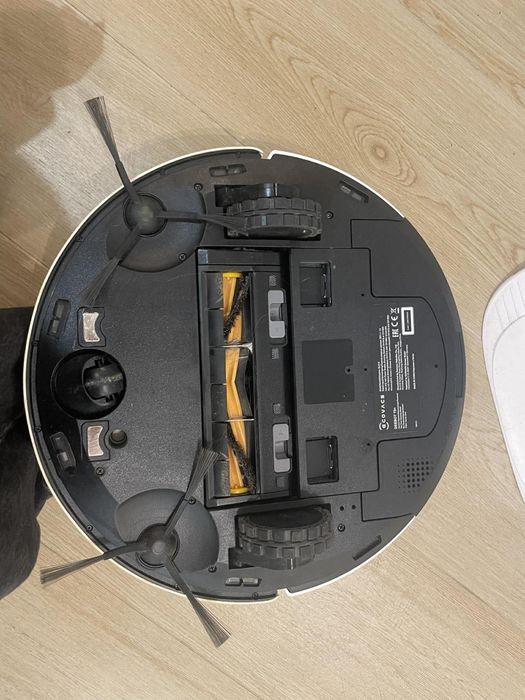 Robot sprzątający ECOVACS Deebot Ozmo T9+