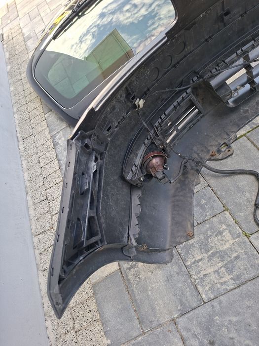 Vw touran mk1 03-06 zderzak przod przedni czarny lc9z