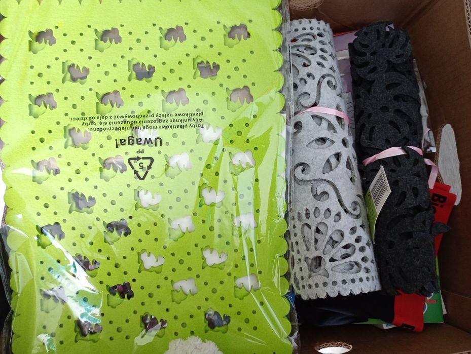 Karton mix biedronka action inne S1605