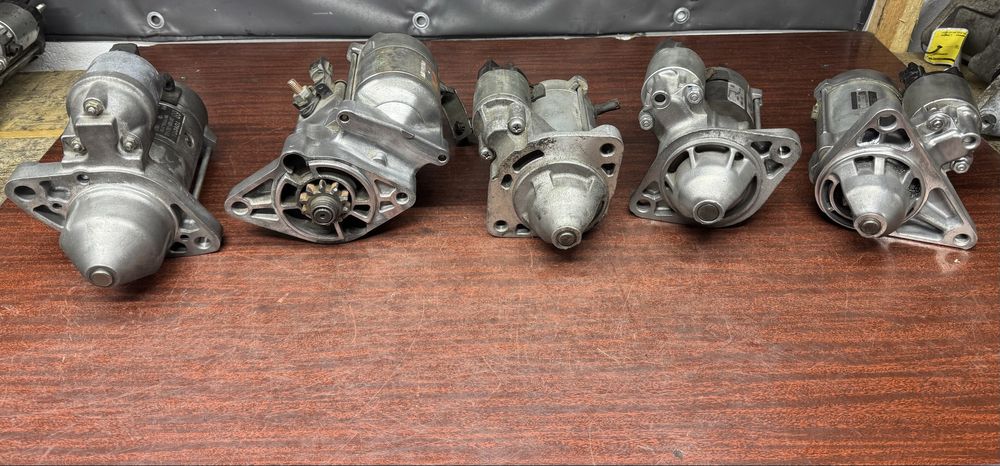 Стартер для Toyota Avensis, Corolla, RAV4, Land Cruiser Camry Оригінал