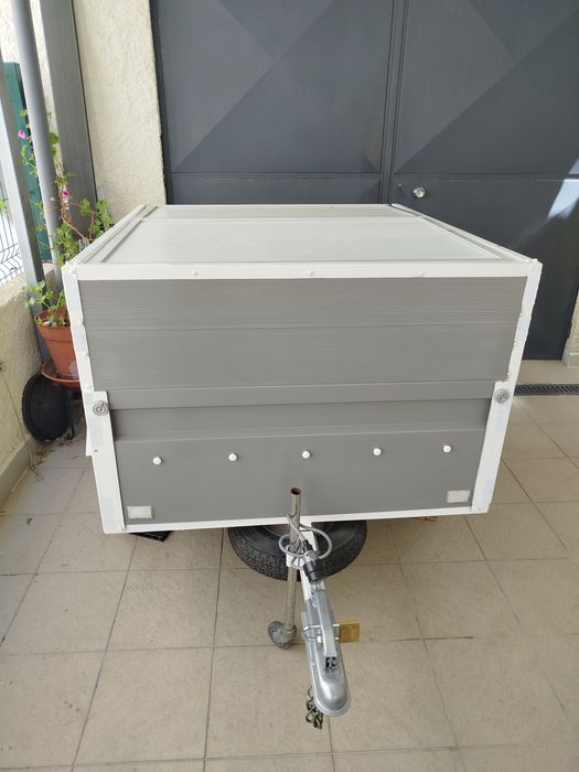 Vendo atrelado usado