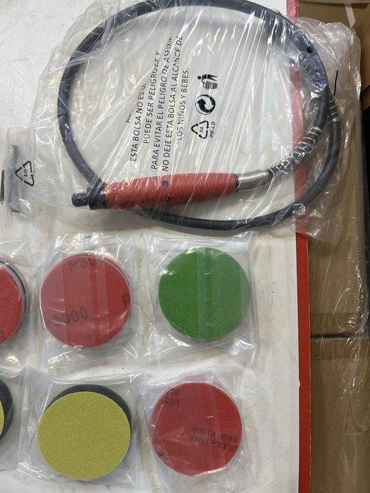 BATOCA S4 SET3 полировально-эксцентриковая аккумуляторная машина.