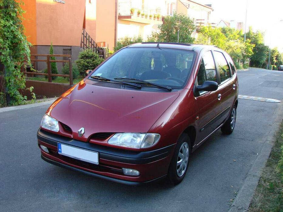 продам кузовные детали сценик 2000 гв 1.9 диз все ок