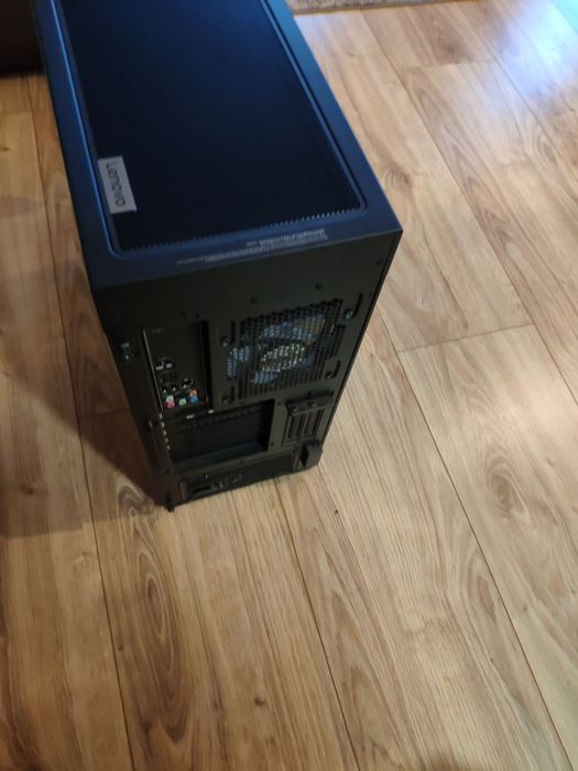 Komputer stacjonarny Lenovo legion T7 intel i7  10700k