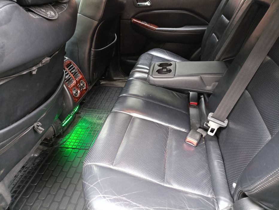 Продаж Acura MDX