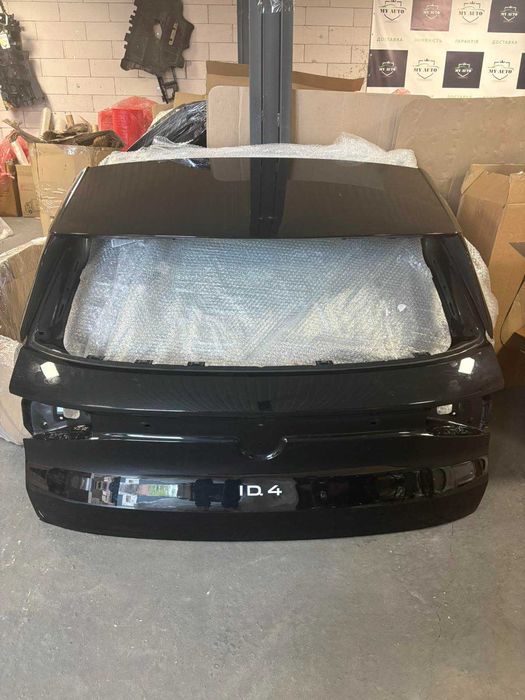 Кришка багажника Volkswagen ID.4 багажник ляда скло