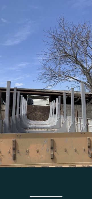 Напівпричіп лісовоз