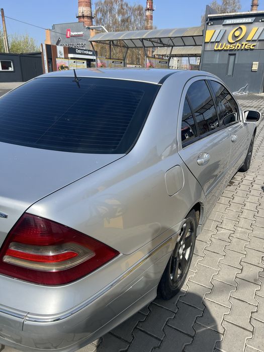 mercedes c-клас