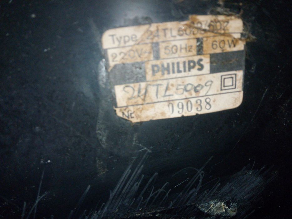 Televisor Philips a Preto e Branco