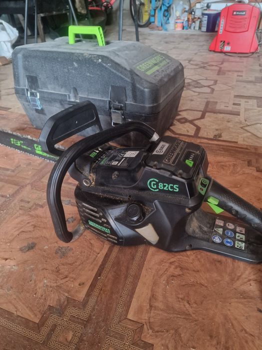Акумуляторна ланцюгова пила greenworks 82V