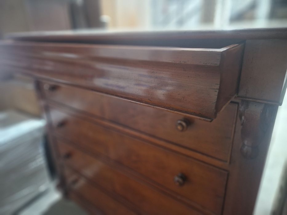 Comoda vintage com 5 gavetas