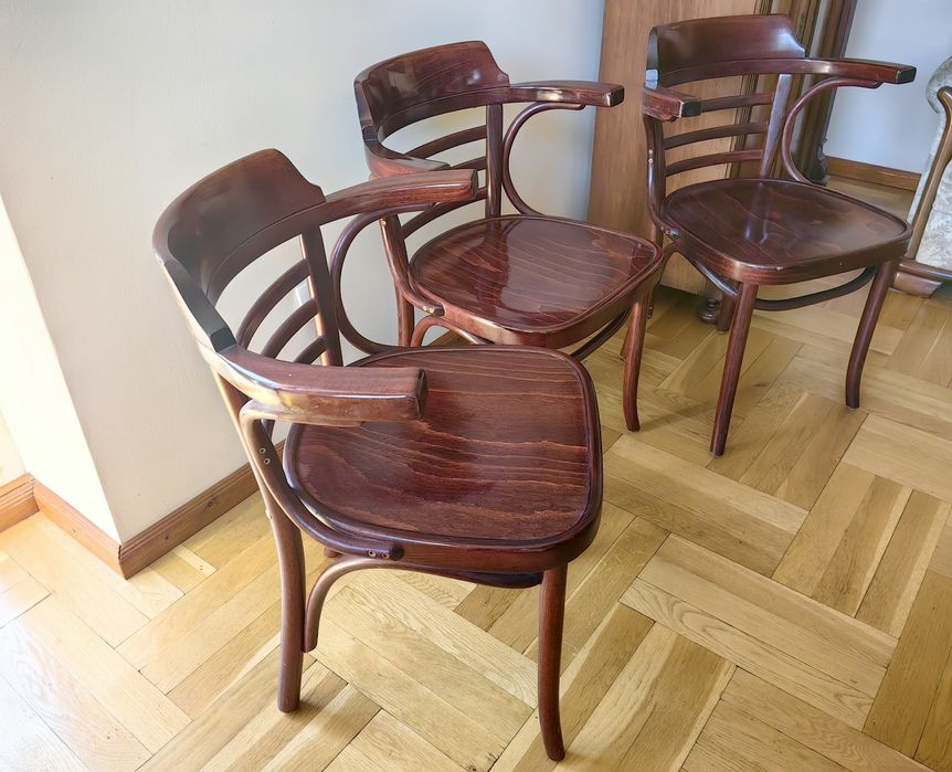 Krzesła gięte THONET