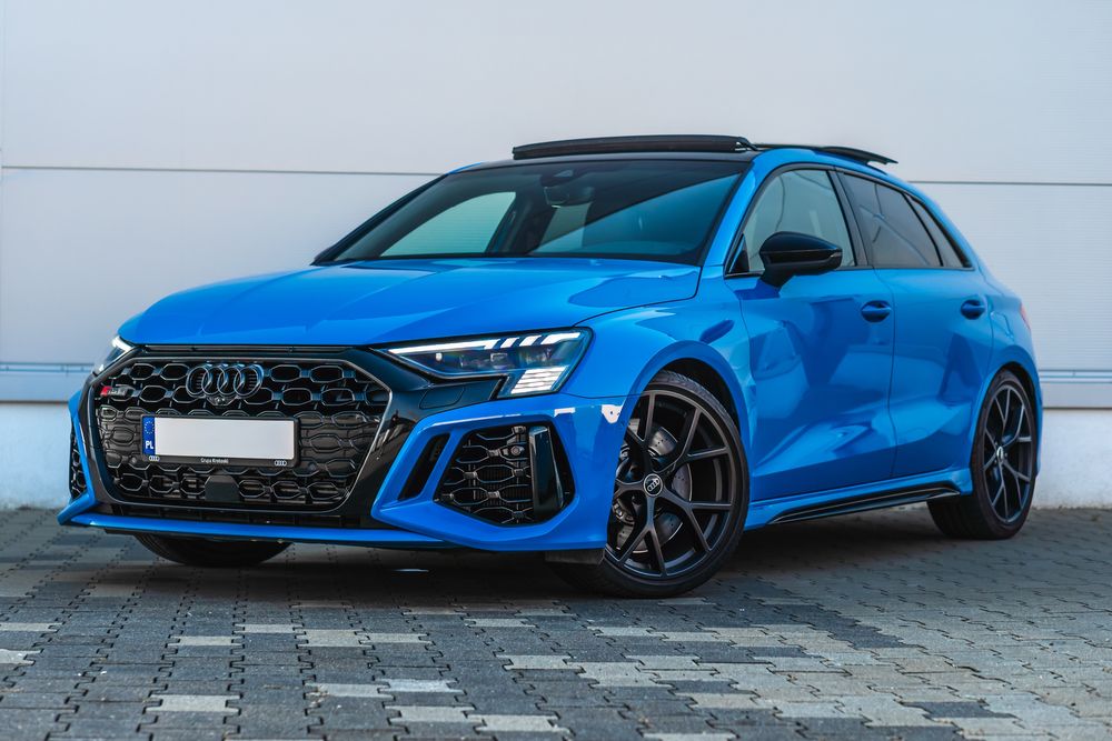 Wynajem AUDI RS3 3.8sek 0-100 Wypożyczalnia aut sportowych i premium