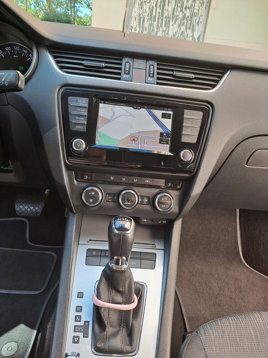 Vendo skoda octavia 1.6 Style DSG