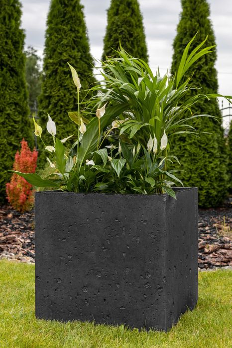 Donice tarasowe ogrodowe, Donica beton architektoniczny, Wazon