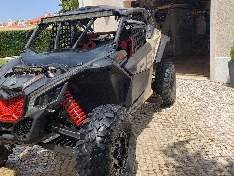 Vendo Can-Am Maverick X3 XRS Turbo RR Smart Shox