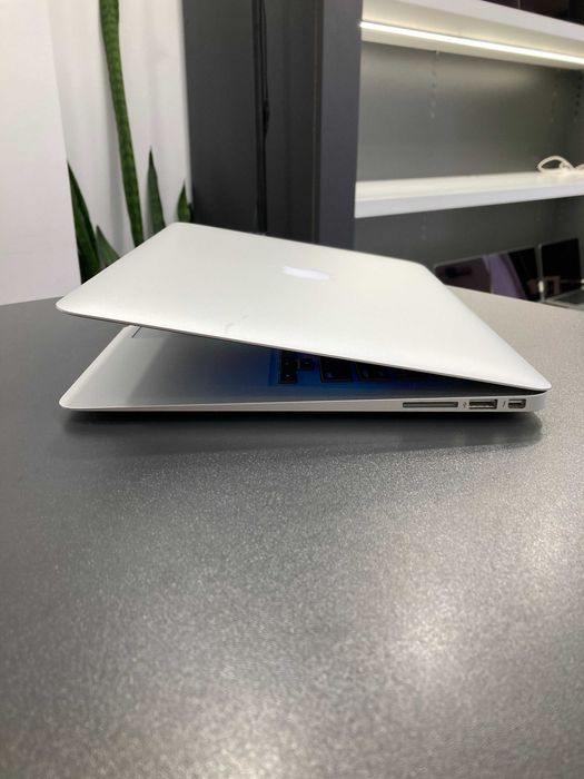 Ноутбук MacBook Air 13” 2015 i5/8/256 ГАРАНТІЯ 97374