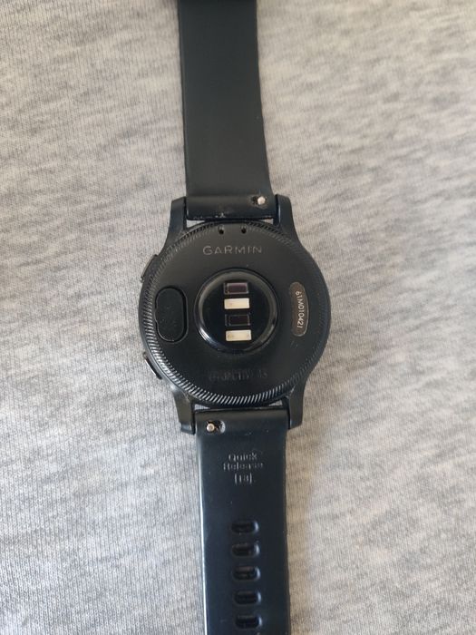 Garmin Vivoactive 4S 40 mm Black годинник