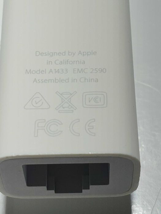 Apple Thunderbolt to Gigabit Ethernet  A1433 MD463ZM/A +кабель CAT6 3м