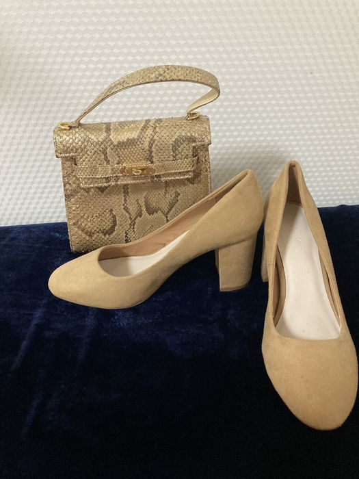 Туфлі та сумочка з натуральї шкіри змії