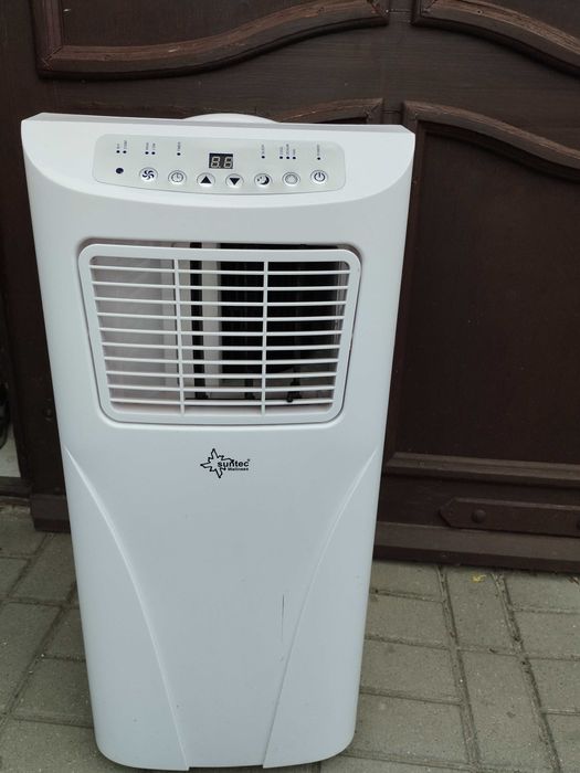 Klimatyzacja przenośna, chłodzi i grzeje