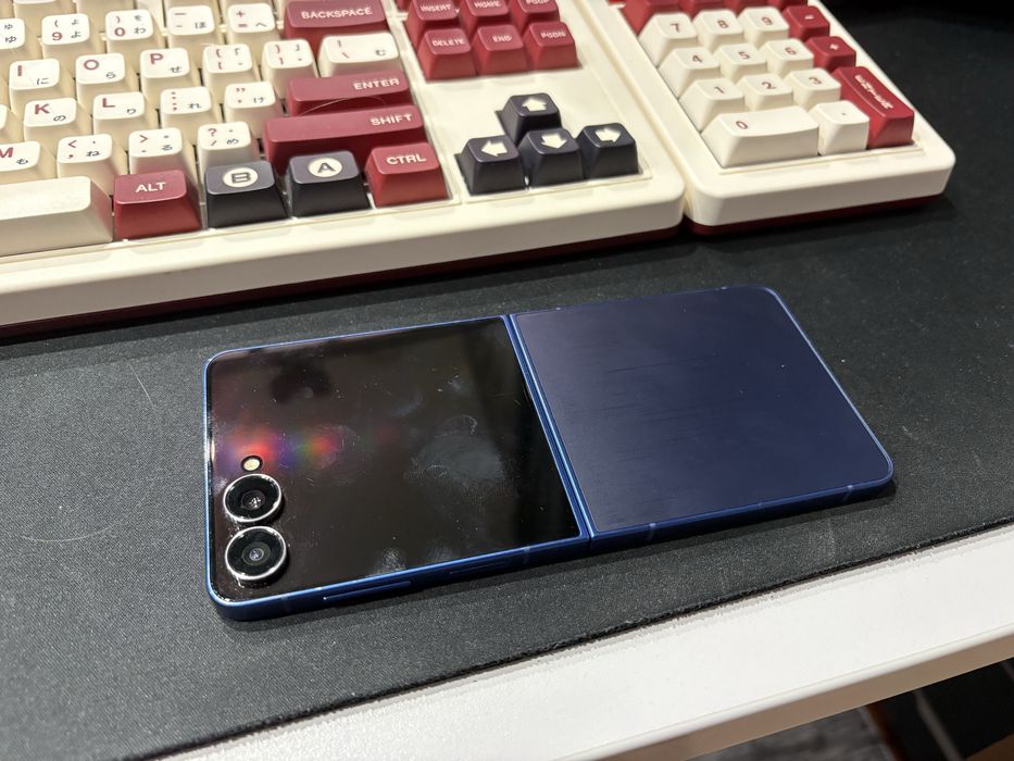 Samsung zflip 7 256gb na gwarancji