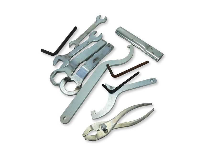 ZESTAW KLUCZY MOTOCYKLOWYCH KAWASAKI ER-6N 650 12-16 U-11 560070100