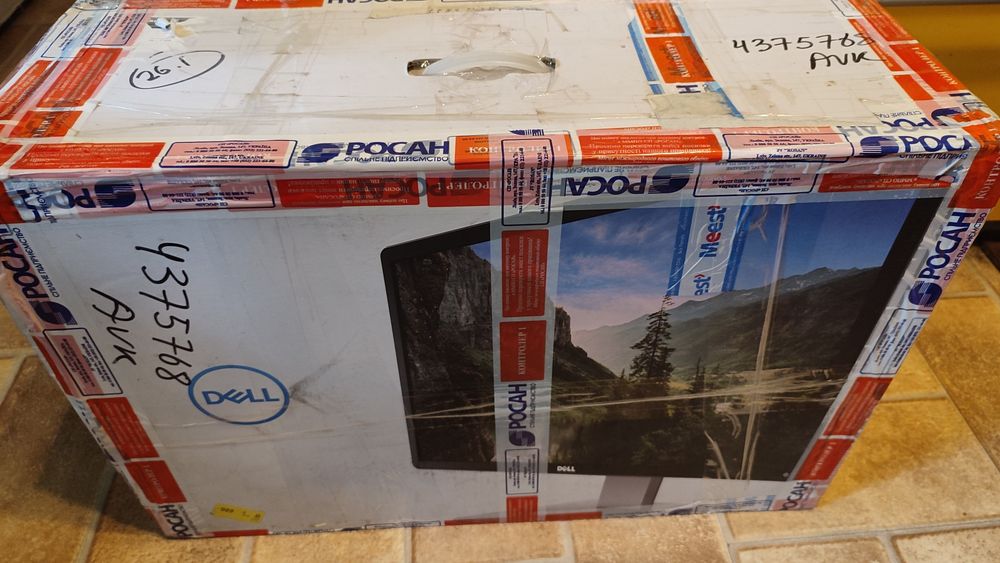 Dell P2415Q 4K Монітор 24" Black - Box, Stand