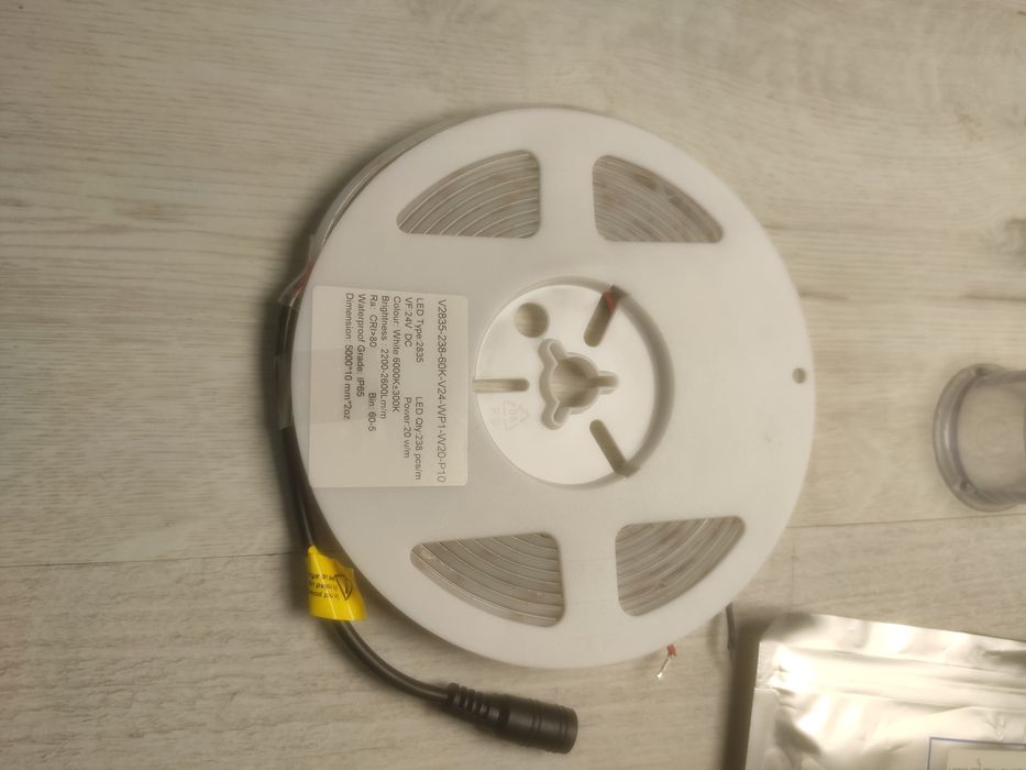 Taśma LED 2835 24V biała