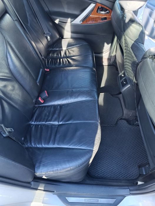 Продам Toyota Camry 2.4