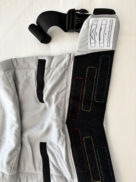 ISARA Meu Tai Half Buckle - NOVO