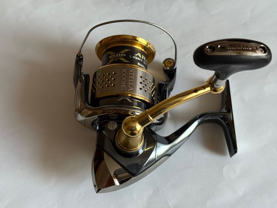 SHIMANO STELLA 10 ステラ　
C2000HGS 　超美品！ 希少 シマノ 10ステラ 2500HGS Stella SHIMANO Japan ブラック