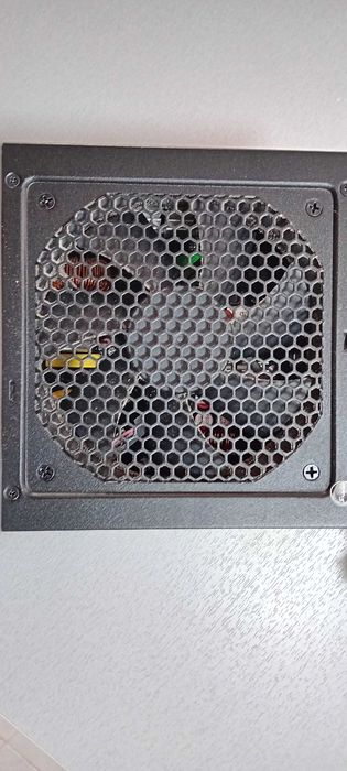 Fonte de alimentaçao Seasonic B-12 550W