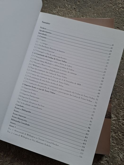 Torres Vedras história dois livros por 6 euros